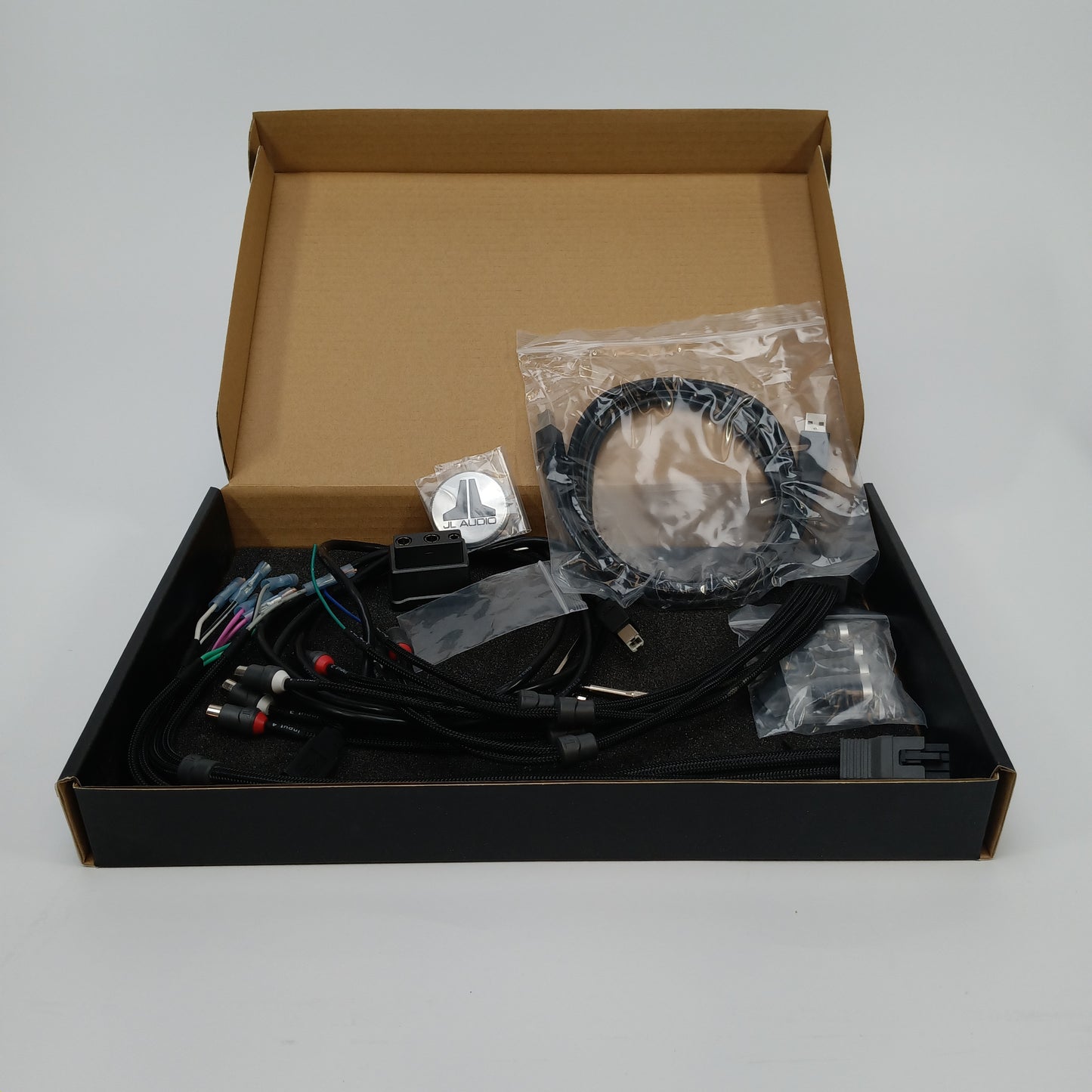 JL AUDIO VX400/4I 400-WATT 4 CHANNEL AMPLIFIER WITH DSP