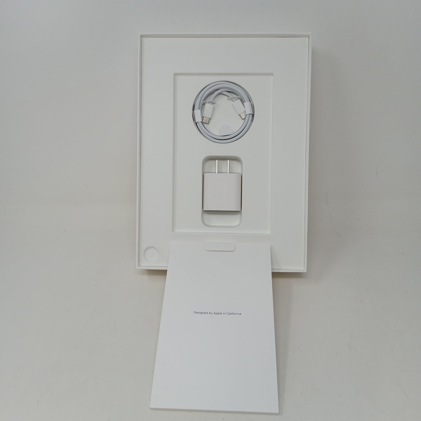 New Wi-Fi Only Apple iPad Air 11" M3 128GB Space Gray MC9W4LL/A Cycle Count 0