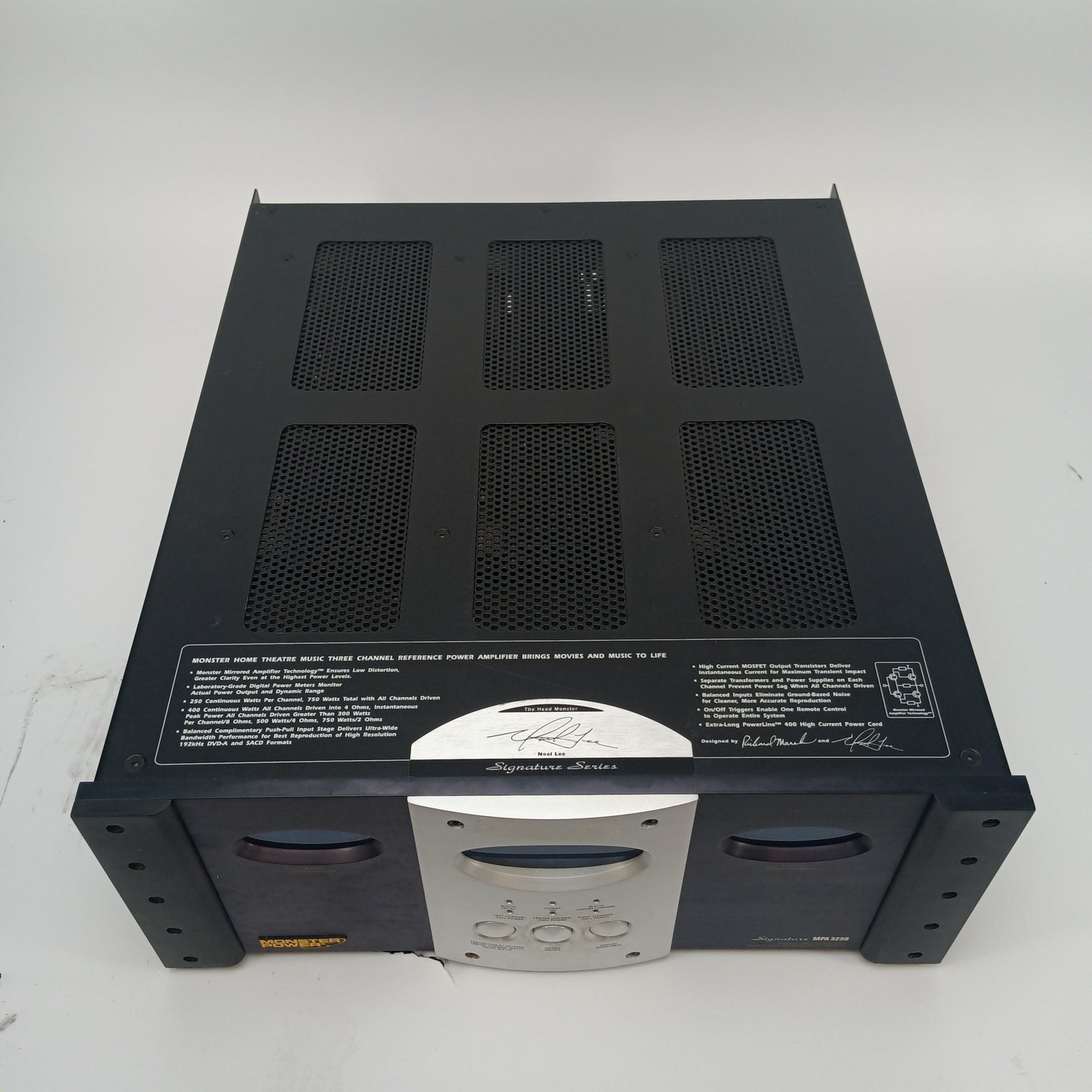 Monster MPA 3250 250W 8 ohm 3 Power Amplifier AMPG1US1BLK