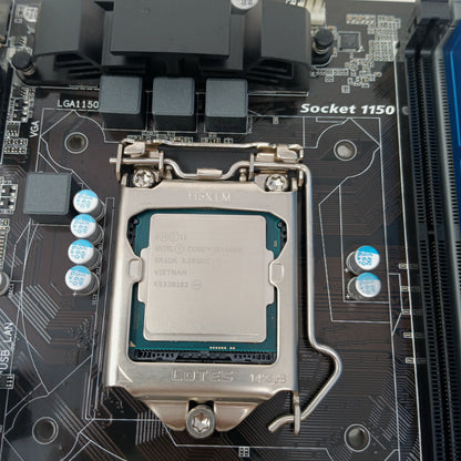 Gigabyte GA-B85-HD3 LGA 1150 ATX DDR3 Motherboard i5-4460- 8GB 2x4GB