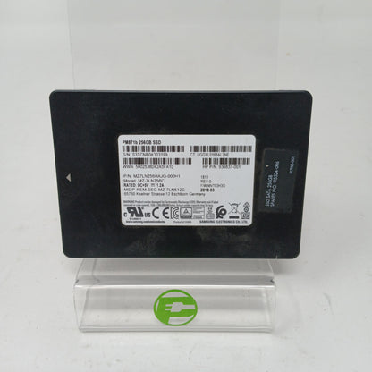 Lot of 2 x Samsung MZ-7LN256C PM871b 256GB SSDs