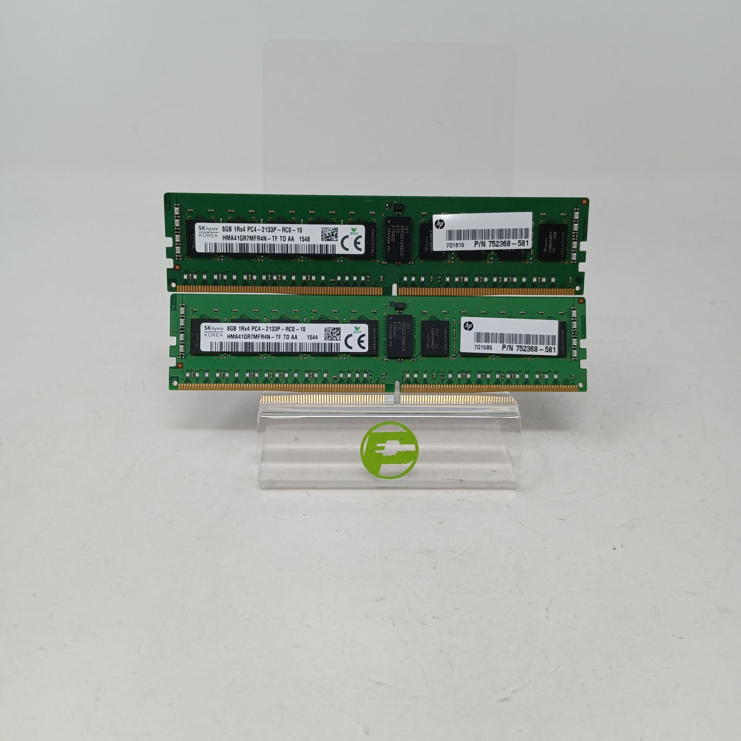 Lot of 2 SK Hynix Korea 8GB (1x8GB) RAM DDR4 2133MHz HMA41GR7MFR4N-TF TD AA 548