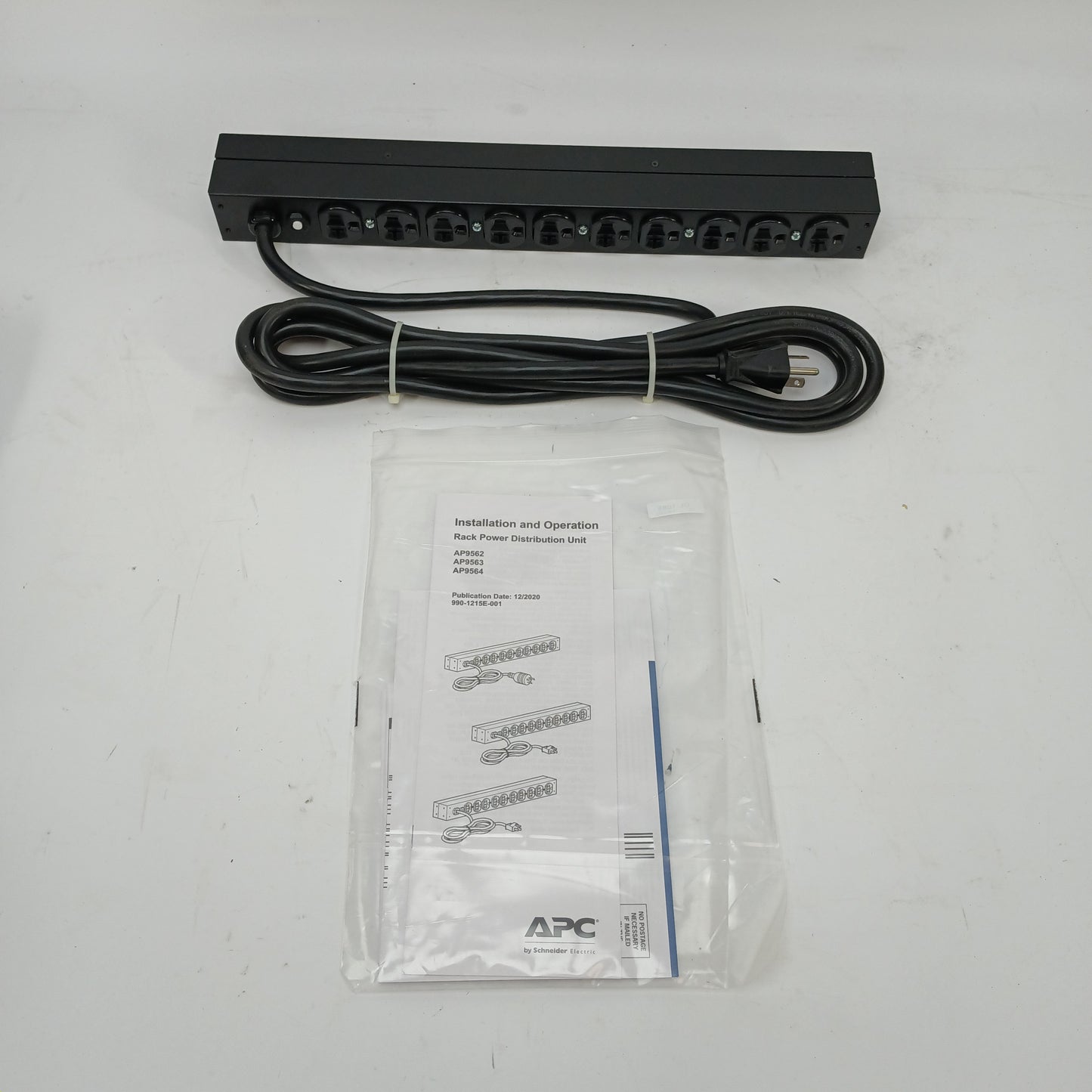 APC AP9562 120V 15A 1U Basic Rack PDU Power Distribution Unit