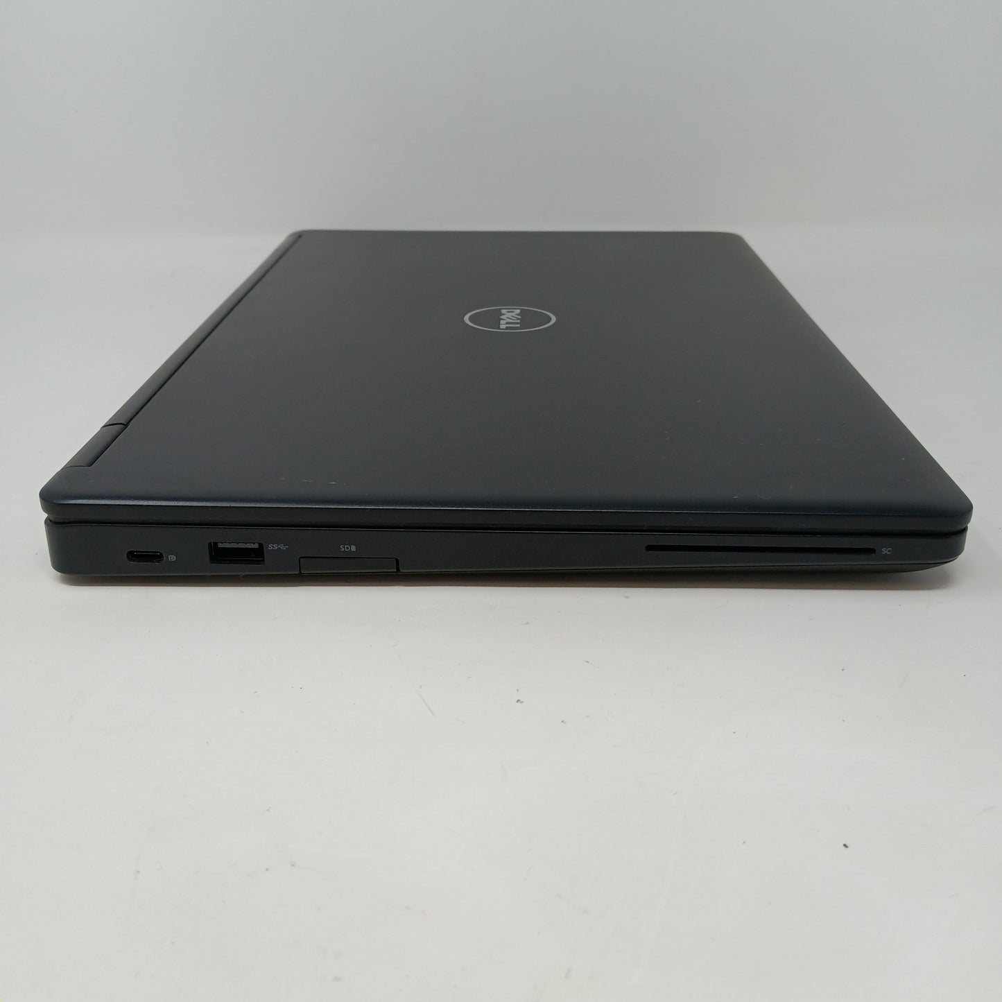 Broken Dell Latitude 5480 3000 14" i5-7440HQ 4GB RAM 60GB SSD/ Missing Key