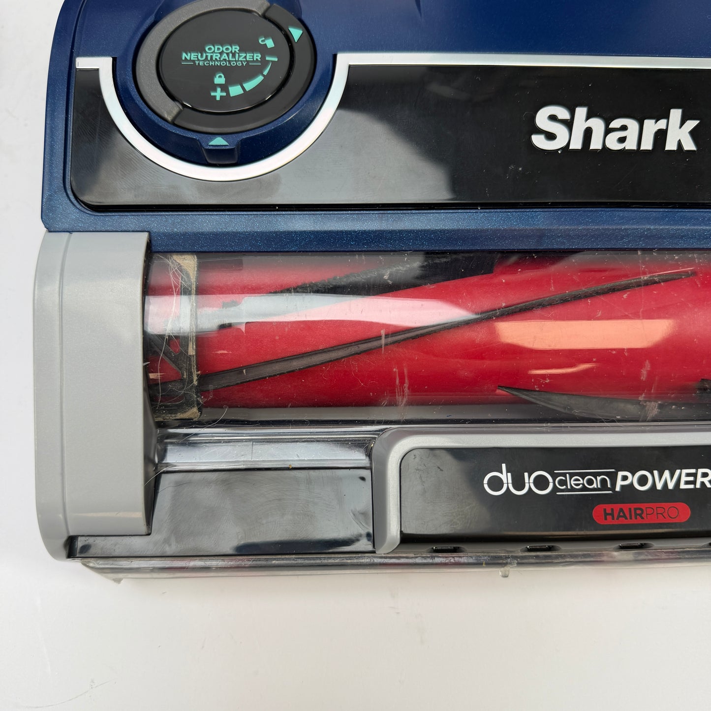 Shark Stratos Powered Lift-Away Upright Vacuum DuoClean PowerFins HairPro AZ3002