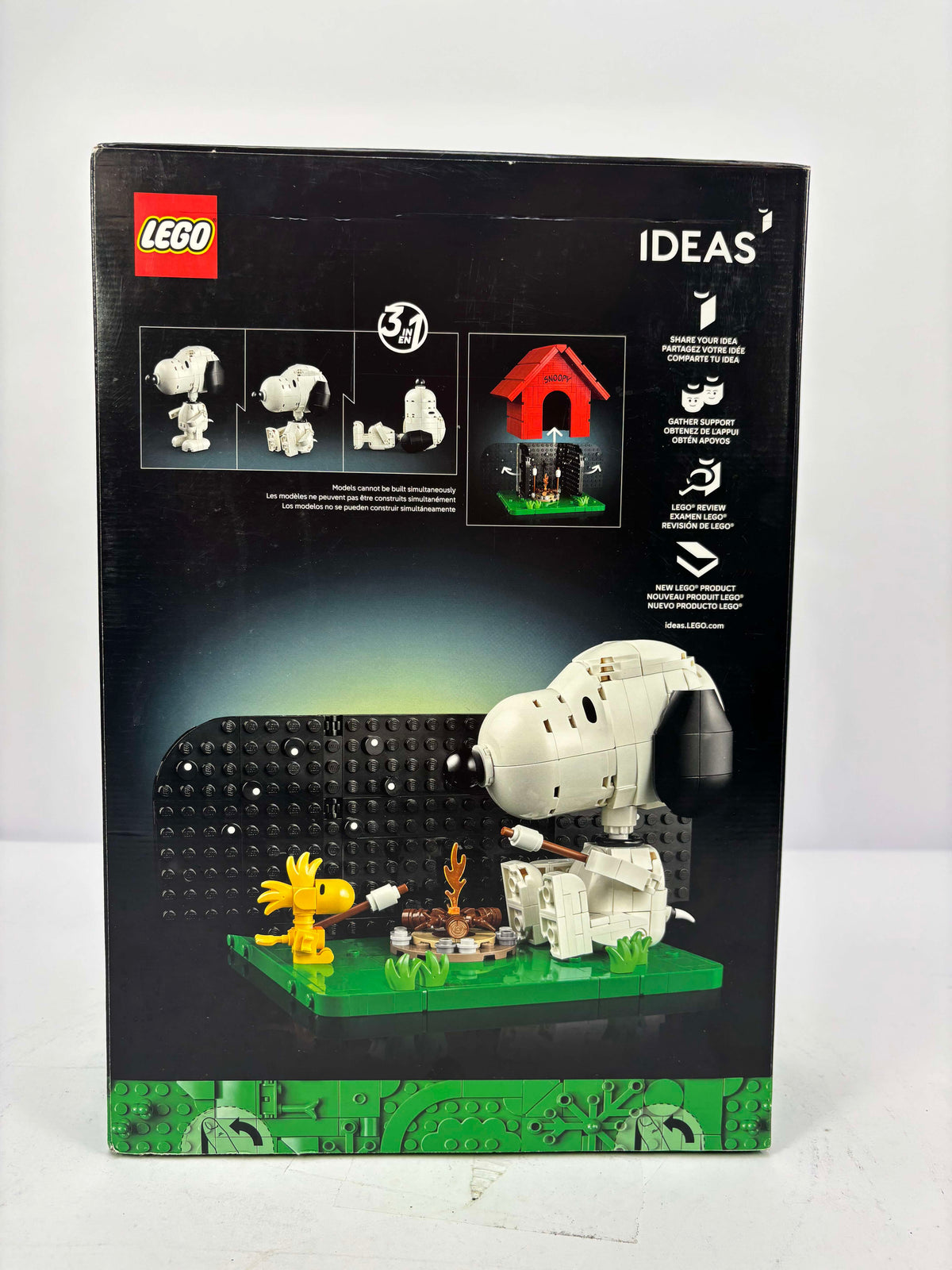 New LEGO Ideas Peanuts Snoopy's doghouse Building Set ,21368
