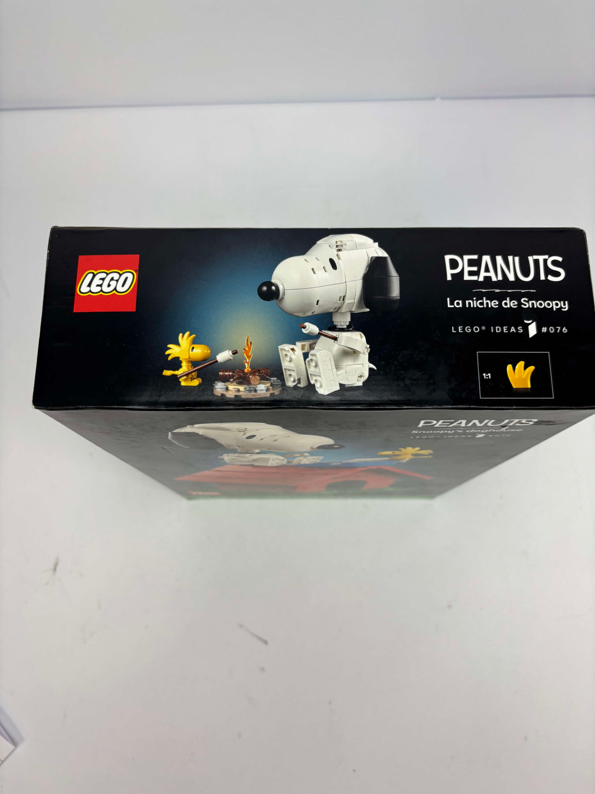 New LEGO Ideas Peanuts Snoopy's doghouse Building Set ,21368