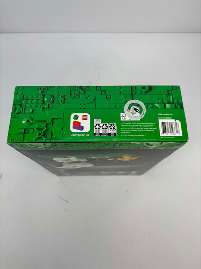 New LEGO Ideas Peanuts Snoopy's doghouse Building Set ,21368