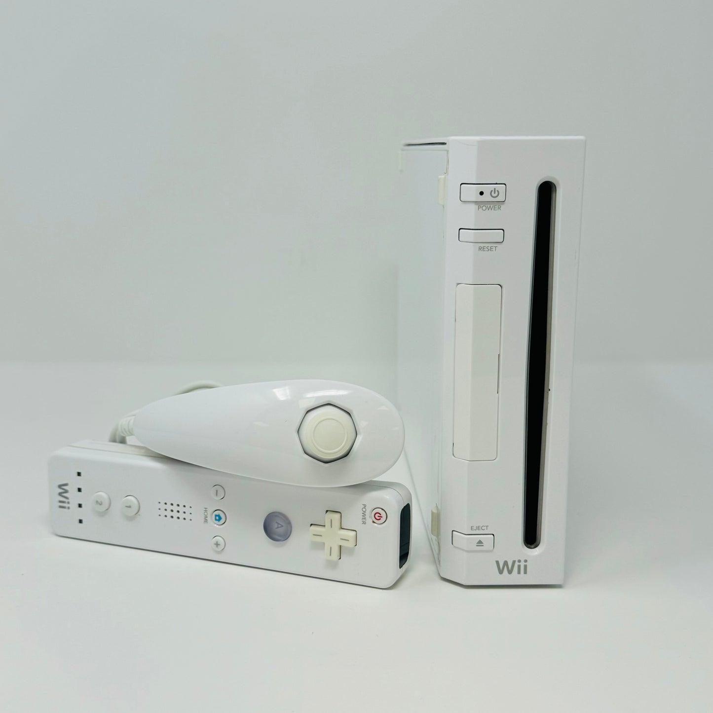 Nintendo Wii Video Game Console RVL-001 White